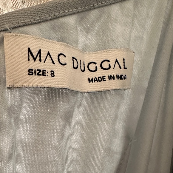 Mac Duggal Flounce Sleeve, Tea Length Women’s Dress size 8, with Sequins - Picture 11 of 14